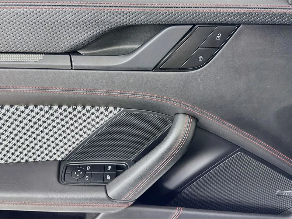 2022 Porsche 992 GT3 - Image 11 of 31