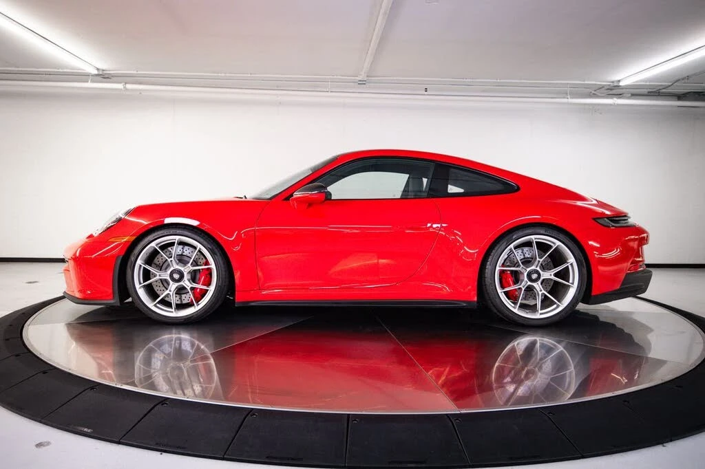 2022 Porsche 992 GT3 - Image 2 of 28