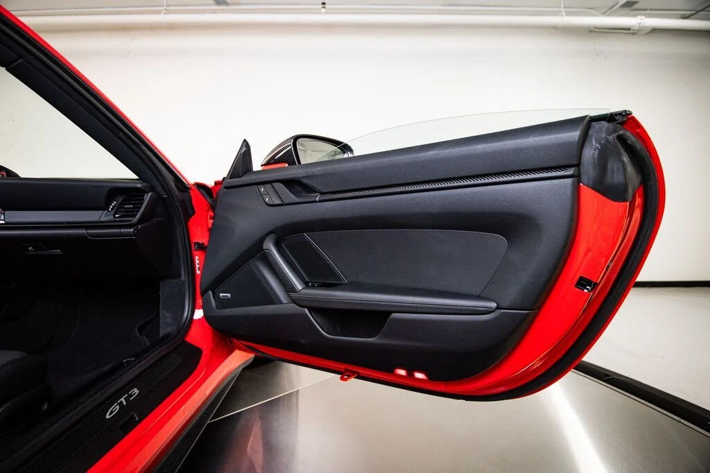 2022 Porsche 992 GT3 - Image 26 of 28
