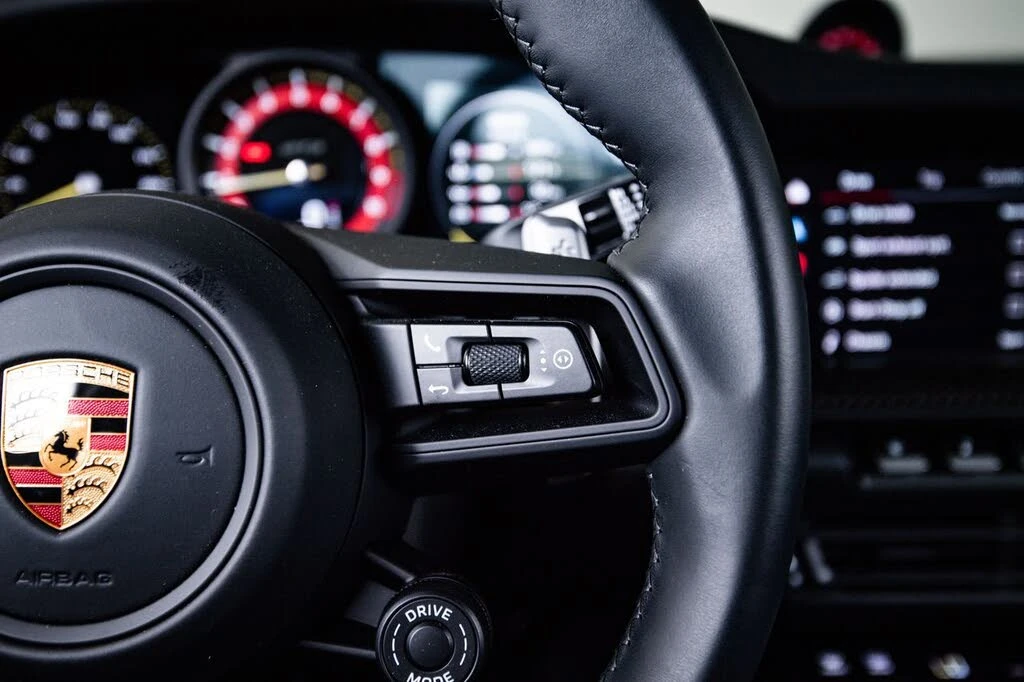 2022 Porsche 992 GT3 - Image 16 of 28