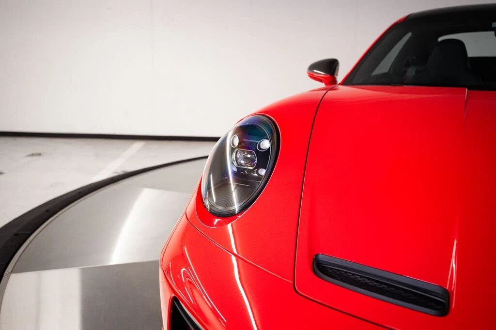 2022 Porsche 992 GT3 - Image 13 of 28