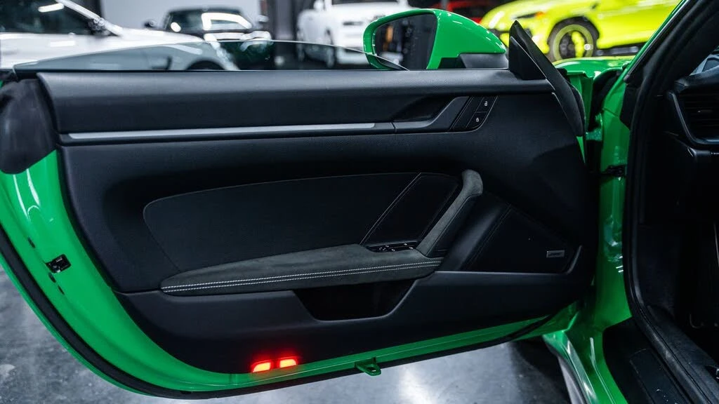 2022 Porsche 992 GT3 - Image 20 of 31