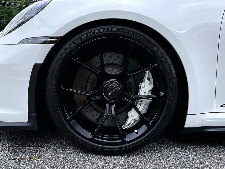 2022 Porsche 992 GT3 - Image 9 of 29