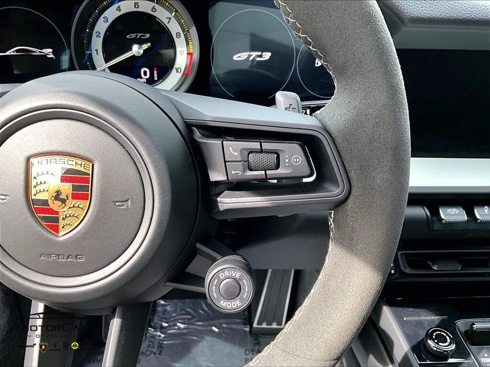 2022 Porsche 992 GT3 - Image 17 of 29