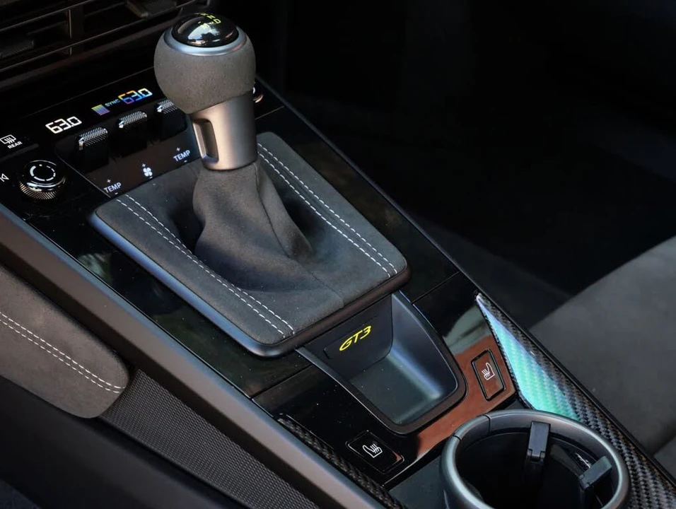 2022 Porsche 992 GT3 - Image 10 of 27