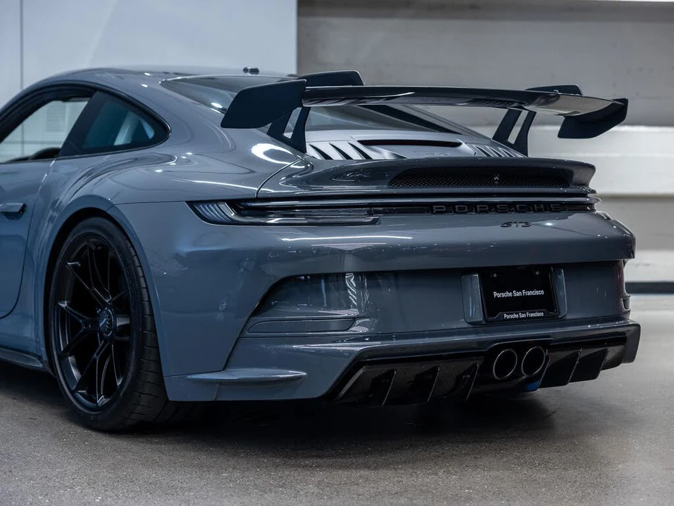 2022 Porsche 992 GT3 - Image 28 of 31
