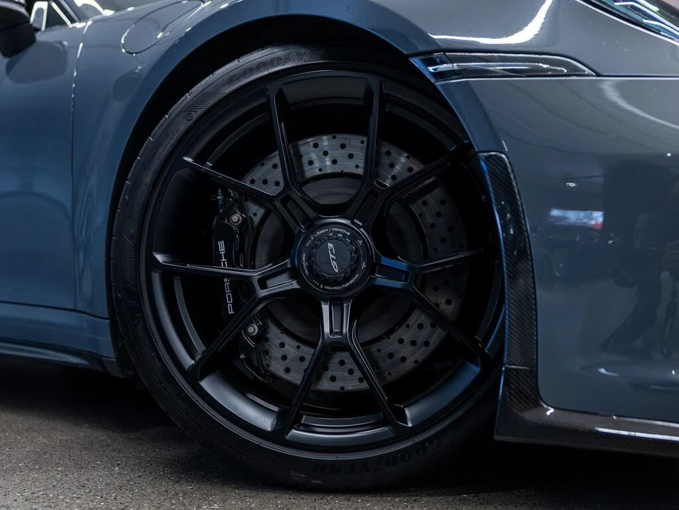 2022 Porsche 992 GT3 - Image 19 of 31