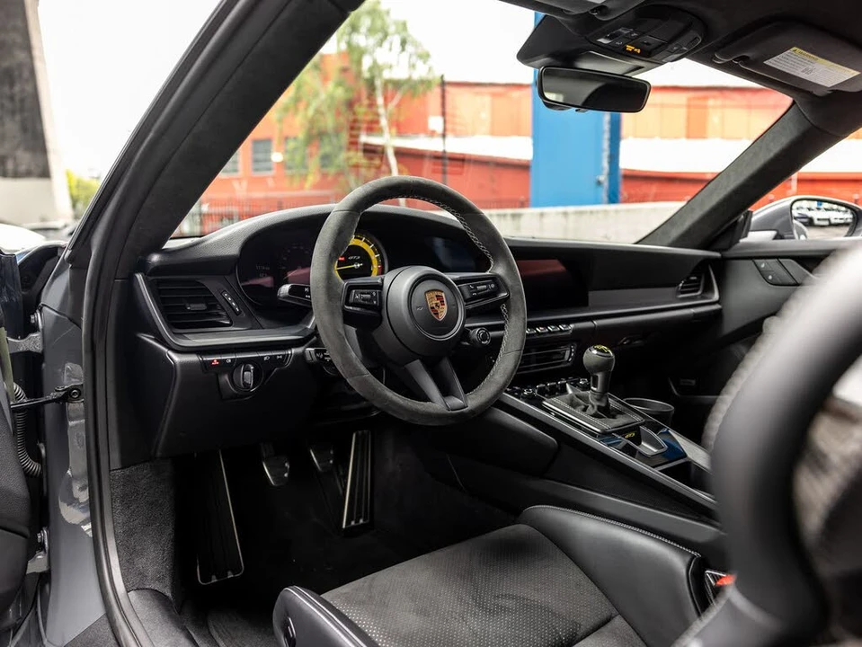 2022 Porsche 992 GT3 - Image 4 of 31