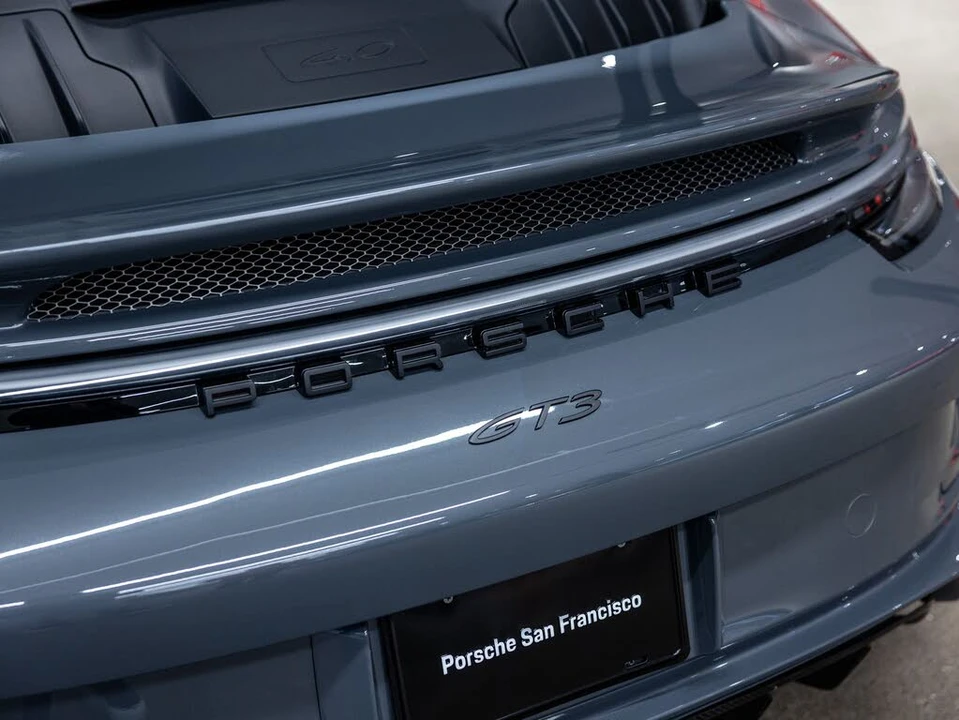 2022 Porsche 992 GT3 - Image 25 of 31