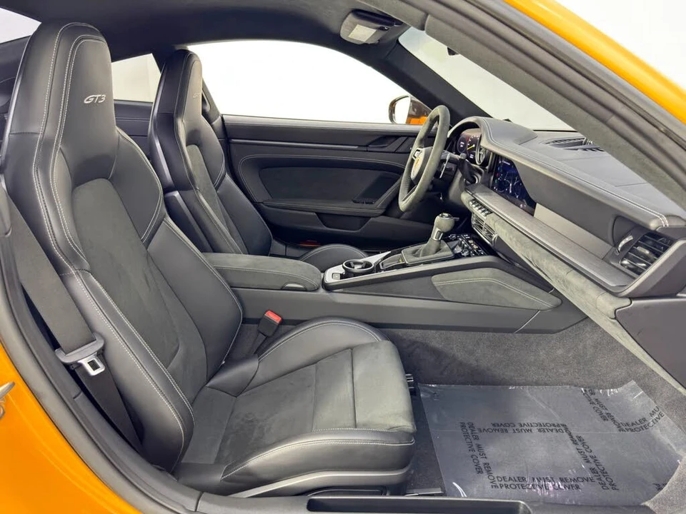 2022 Porsche 992 GT3 - Image 14 of 31