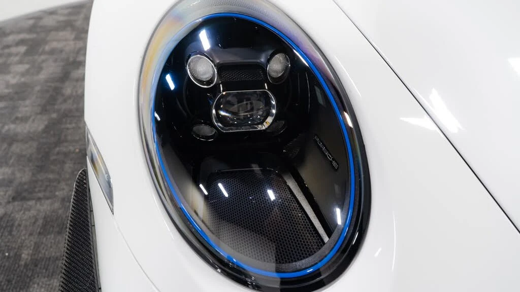 2022 Porsche 992 GT3 - Image 15 of 31