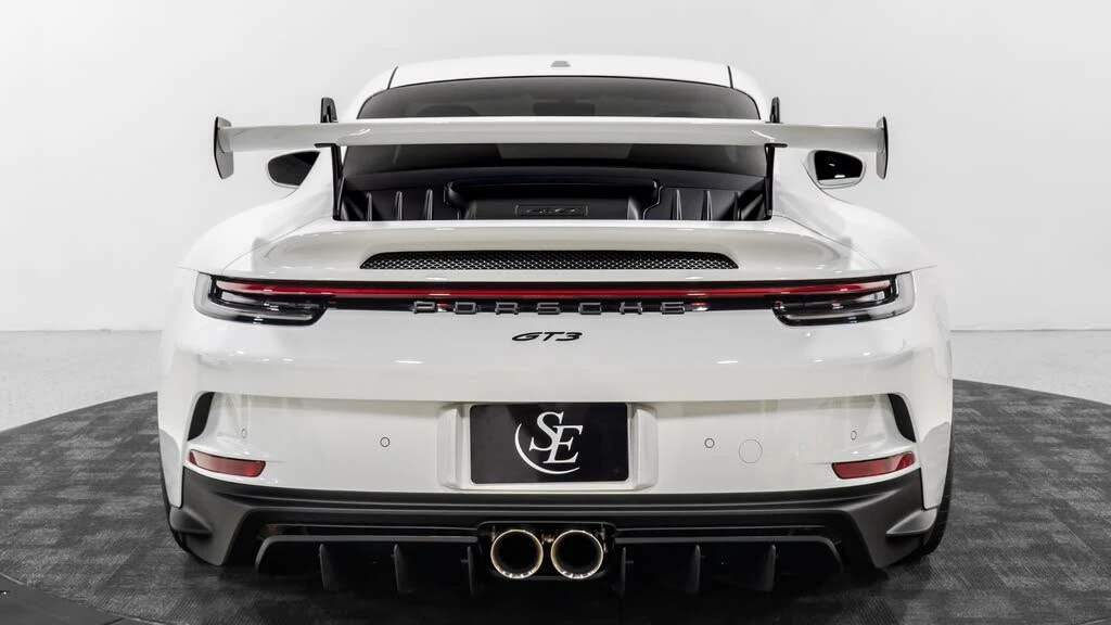 2022 Porsche 992 GT3 - Image 7 of 31