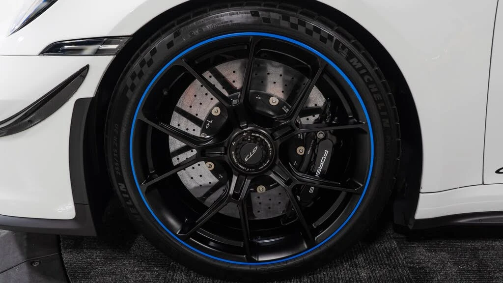 2022 Porsche 992 GT3 - Image 26 of 31