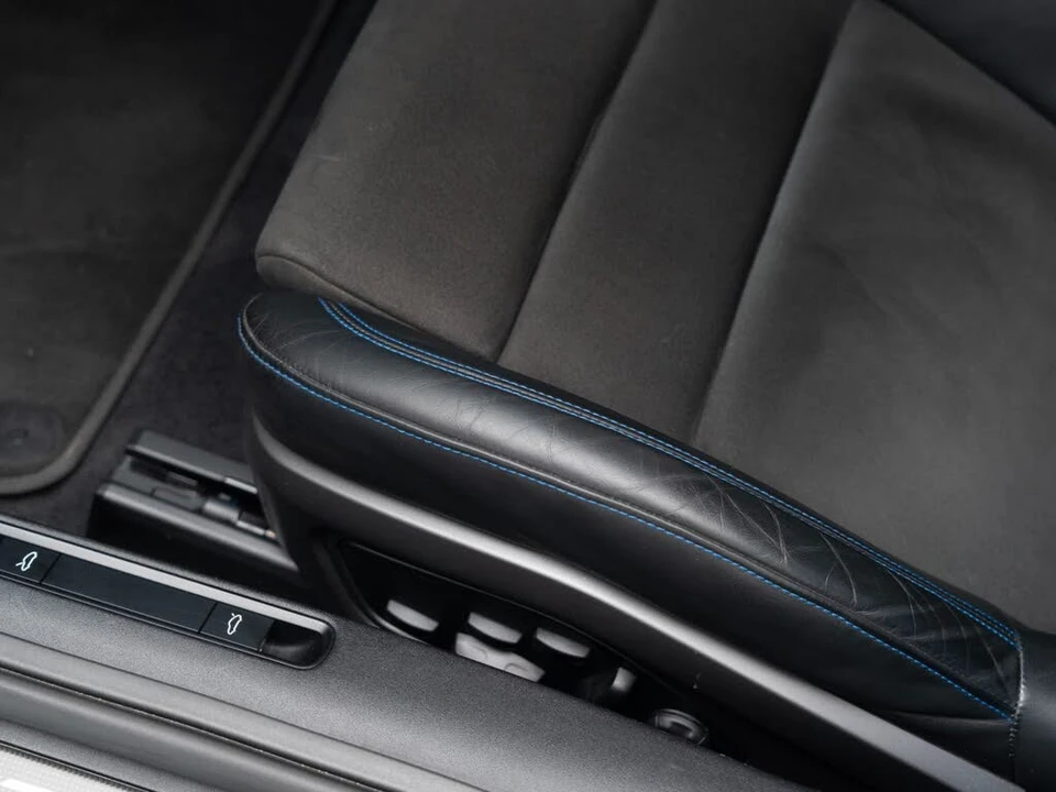 2022 Porsche 992 GT3 - Image 16 of 31