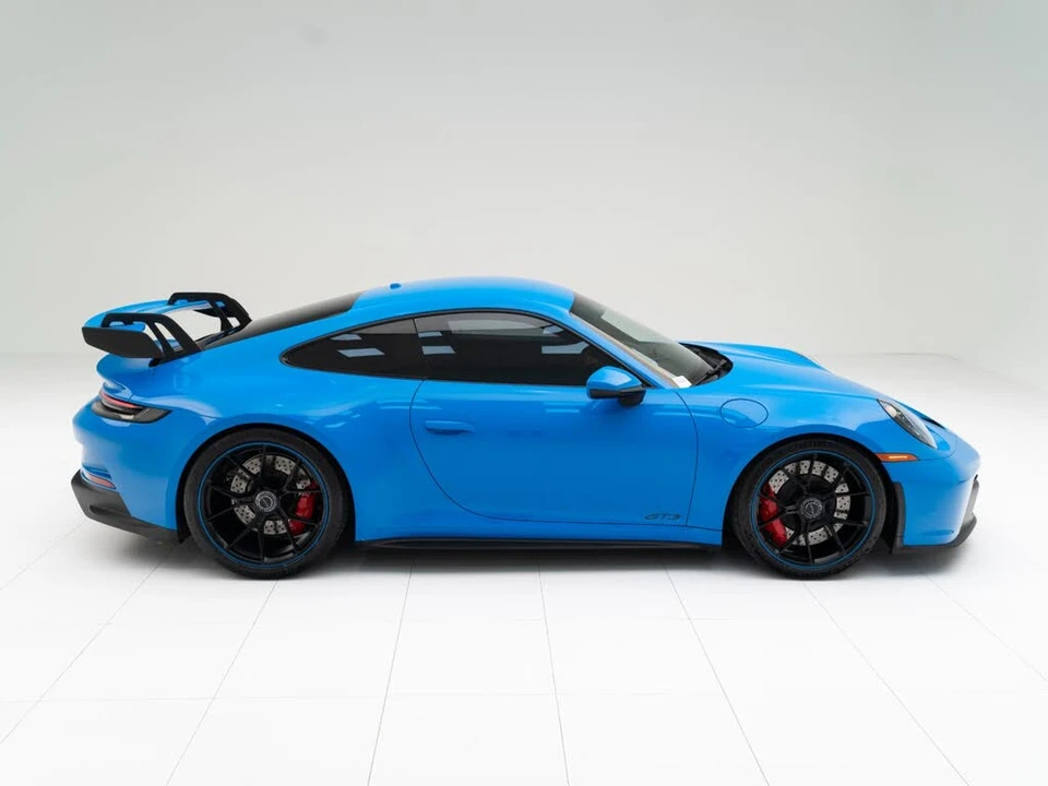 2022 Porsche 992 GT3 - Image 8 of 31