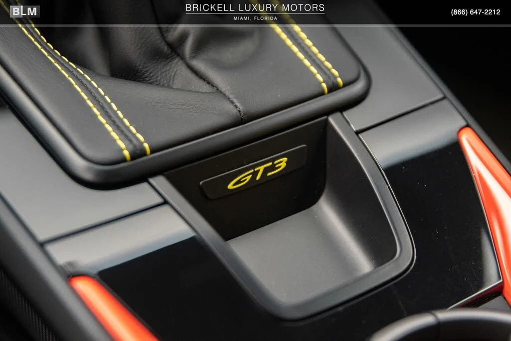 2022 Porsche 992 GT3 - Image 23 of 31