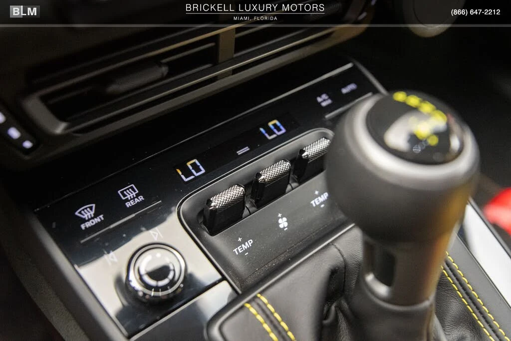 2022 Porsche 992 GT3 - Image 22 of 31