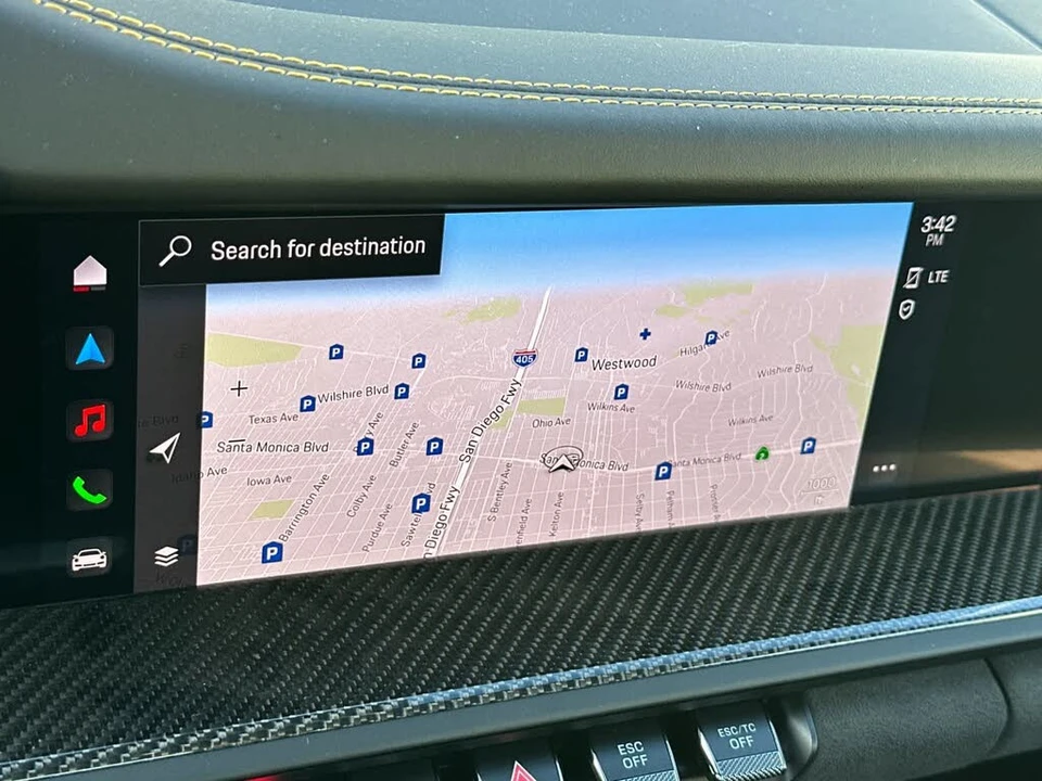 2022 Porsche 992 GT3 - Image 17 of 29