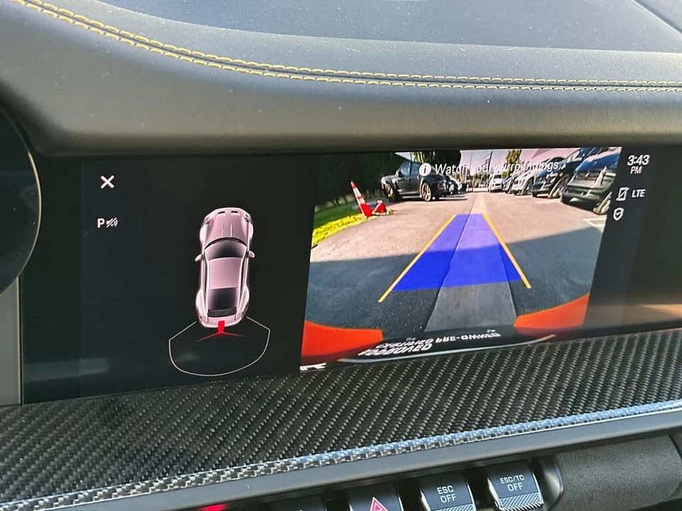 2022 Porsche 992 GT3 - Image 18 of 29