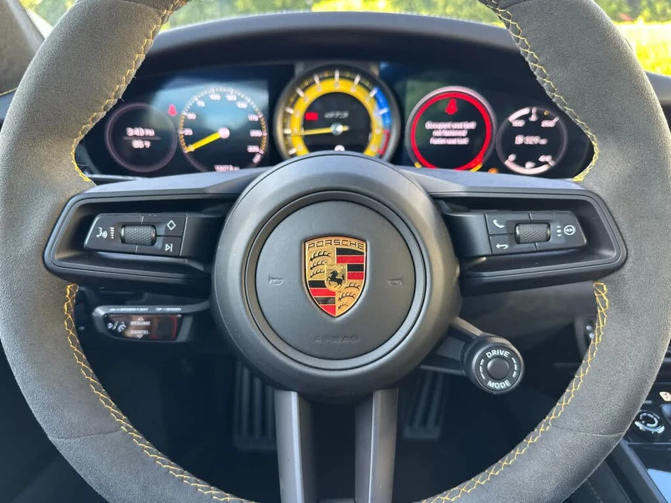 2022 Porsche 992 GT3 - Image 21 of 29