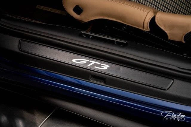 2022 Porsche 992 GT3 - Image 21 of 31