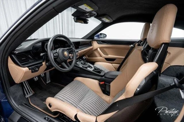 2022 Porsche 992 GT3 - Image 26 of 31