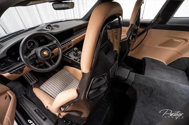 2022 Porsche 992 GT3 - Image 24 of 31