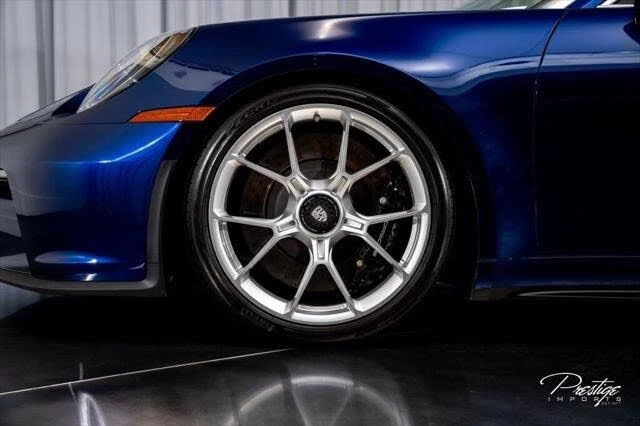 2022 Porsche 992 GT3 - Image 8 of 31