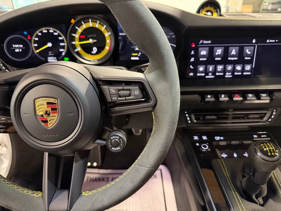 2022 Porsche 992 GT3 - Image 30 of 31