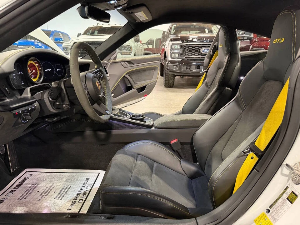 2022 Porsche 992 GT3 - Image 8 of 31