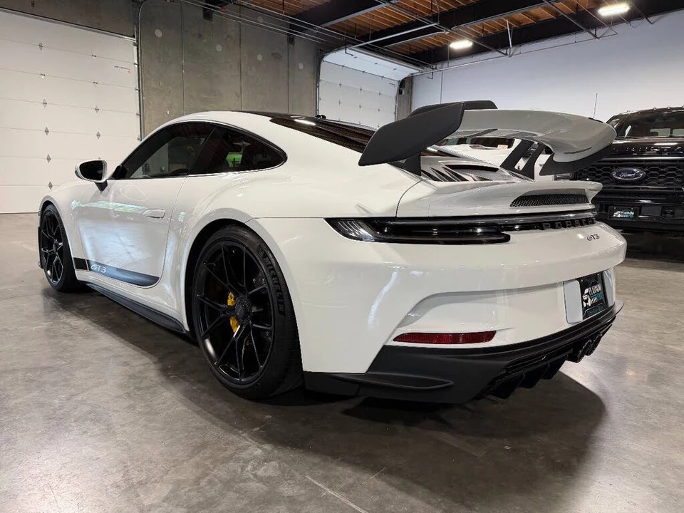 2022 Porsche 992 GT3 - Image 2 of 31