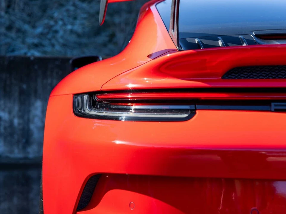 2022 Porsche 992 GT3 - Image 20 of 31