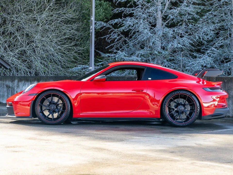 2022 Porsche 992 GT3 - Image 2 of 31