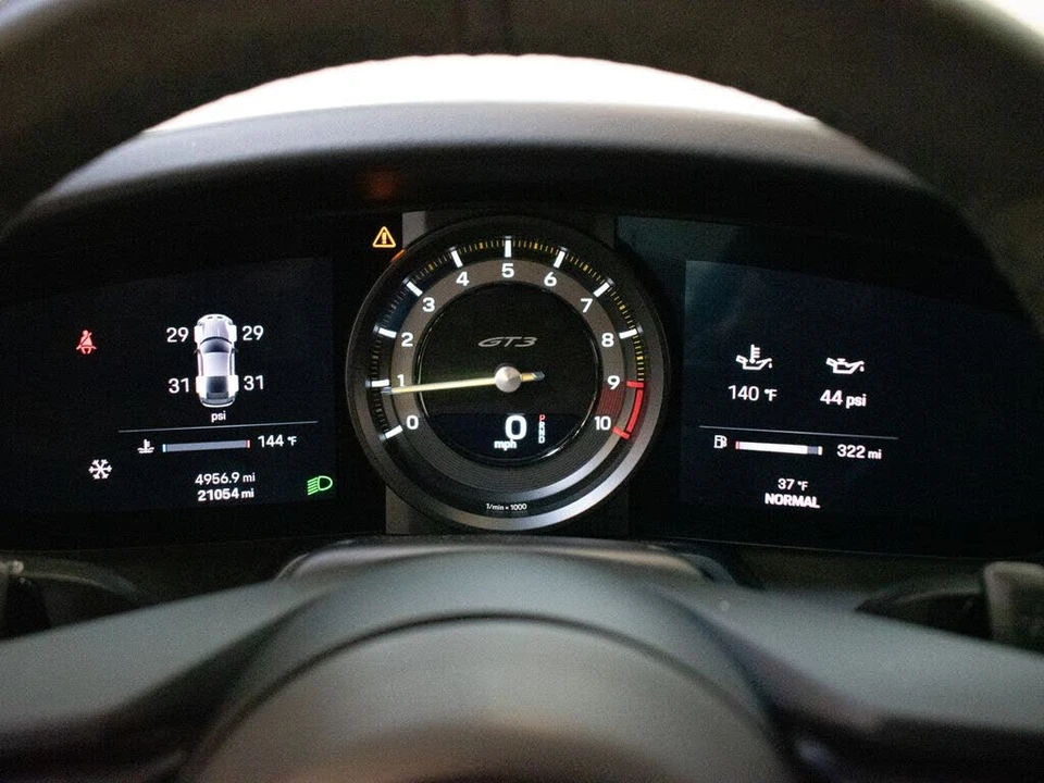 2022 Porsche 992 GT3 - Image 24 of 30