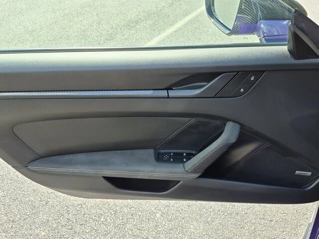 2022 Porsche 992 GT3 - Image 19 of 31