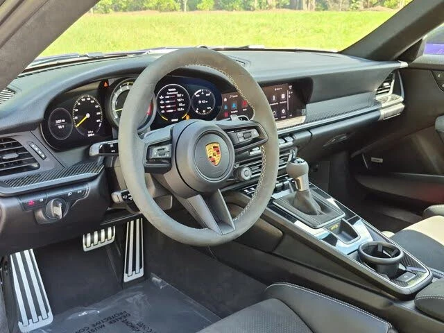 2022 Porsche 992 GT3 - Image 4 of 31