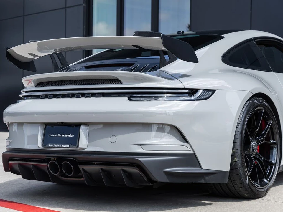 2022 Porsche 992 GT3 - Image 21 of 31