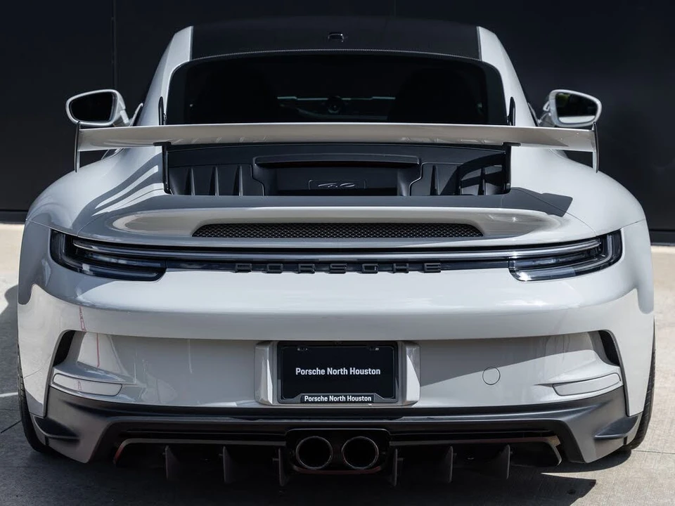 2022 Porsche 992 GT3 - Image 11 of 31