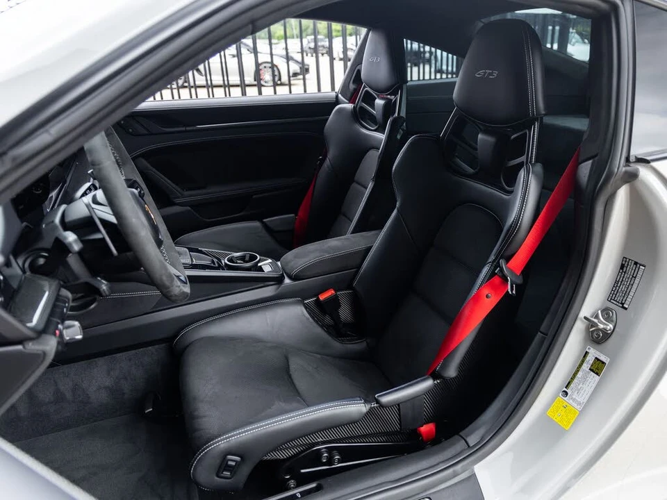2022 Porsche 992 GT3 - Image 5 of 31