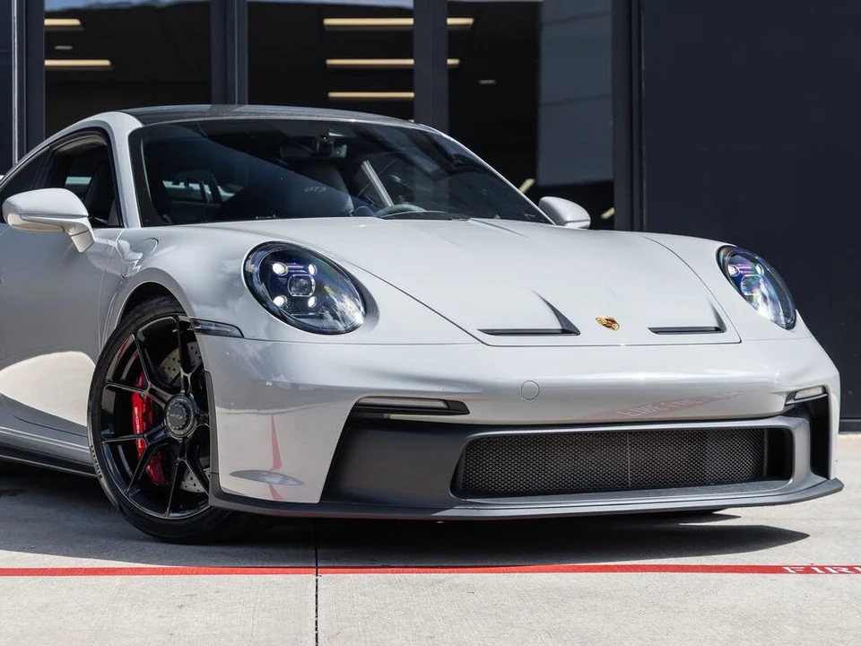 2022 Porsche 992 GT3 - Image 10 of 31