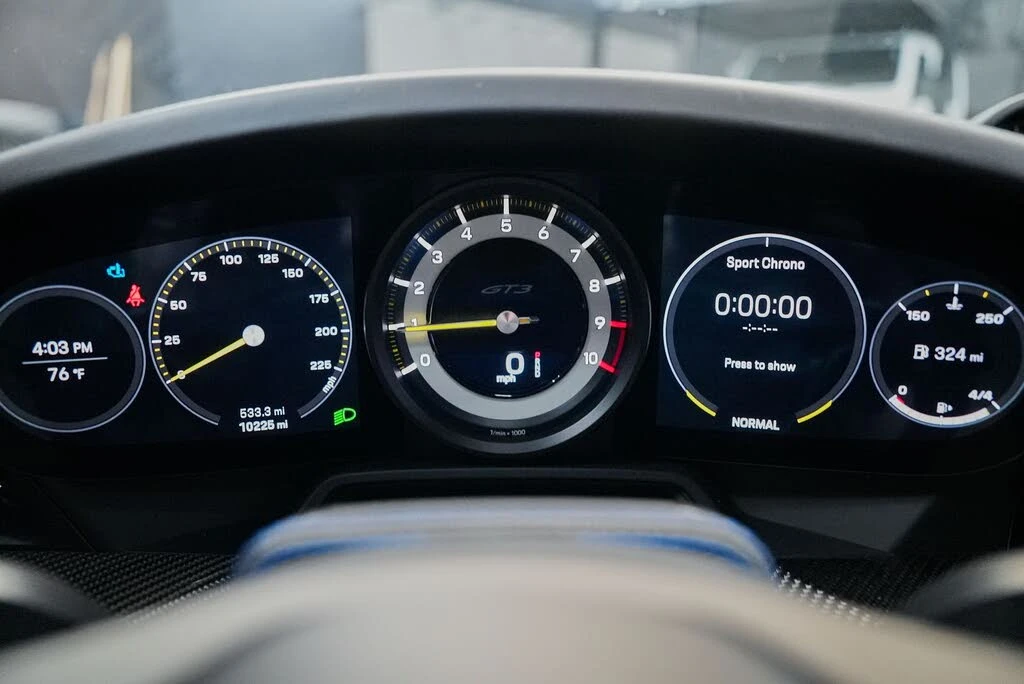 2022 Porsche 992 GT3 - Image 28 of 31