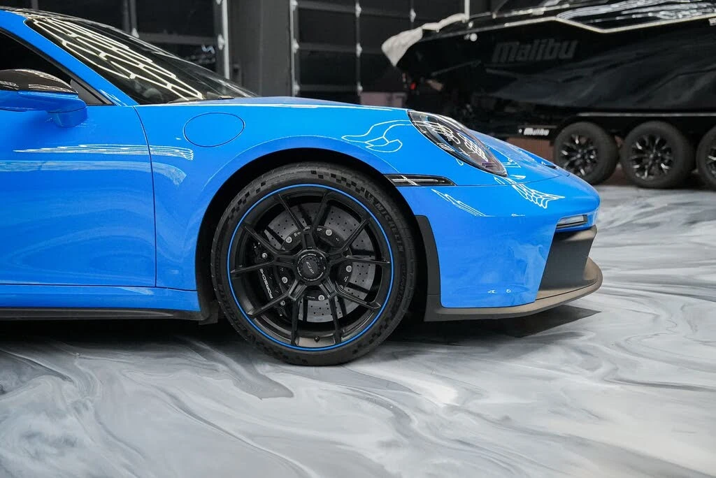 2022 Porsche 992 GT3 - Image 4 of 31