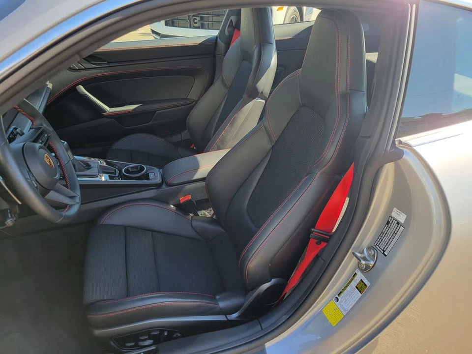 2022 Porsche 992 GT3 - Image 5 of 31