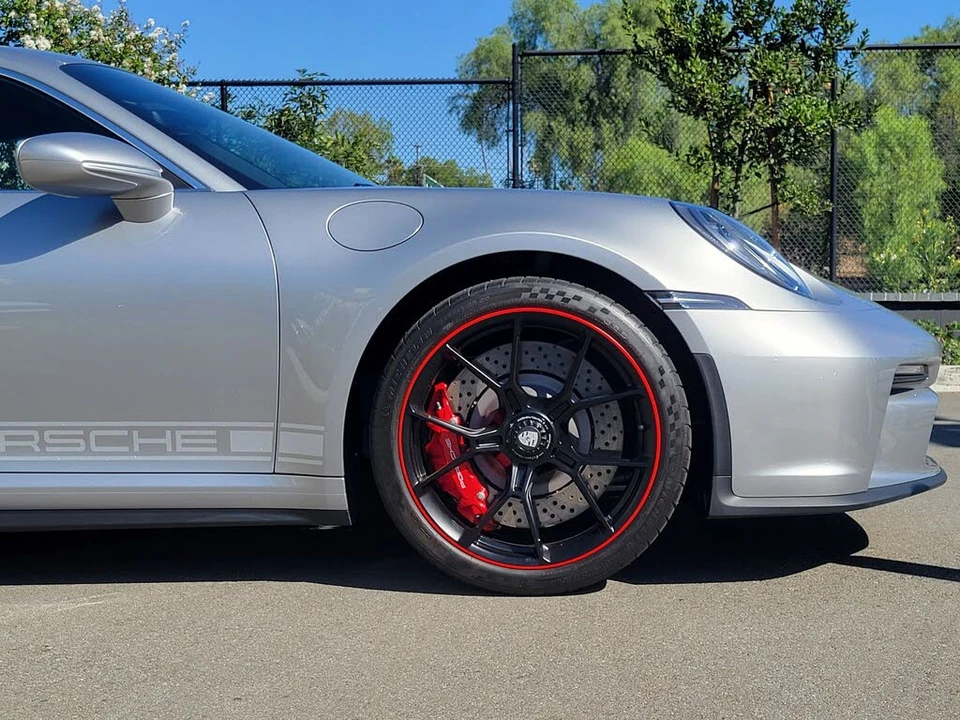 2022 Porsche 992 GT3 - Image 11 of 31