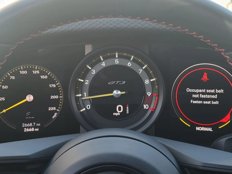2022 Porsche 992 GT3 - Image 15 of 31