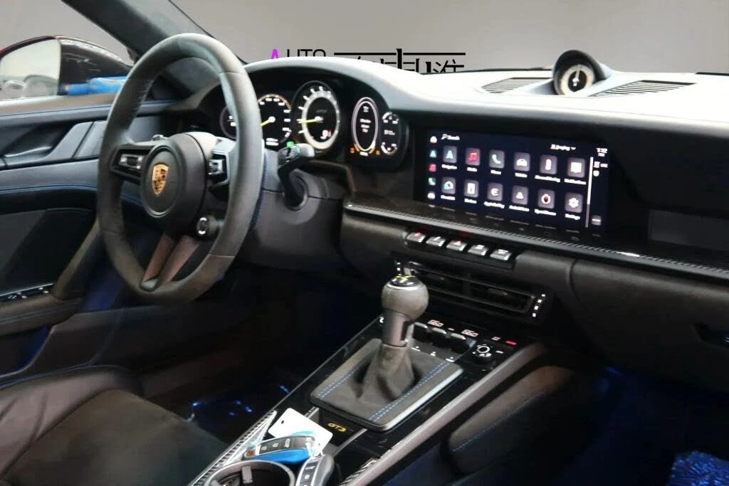 2022 Porsche 992 GT3 - Image 17 of 28