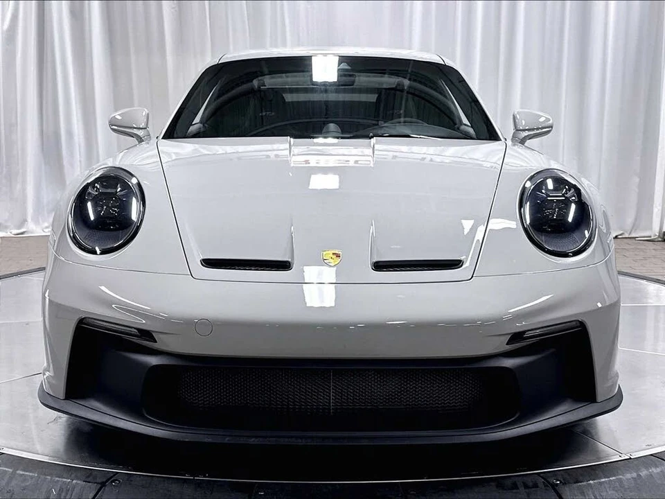 2022 Porsche 992 GT3 - Image 11 of 31