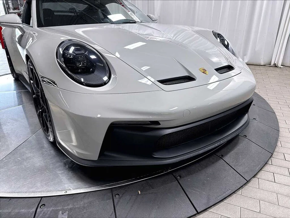 2022 Porsche 992 GT3 - Image 30 of 31