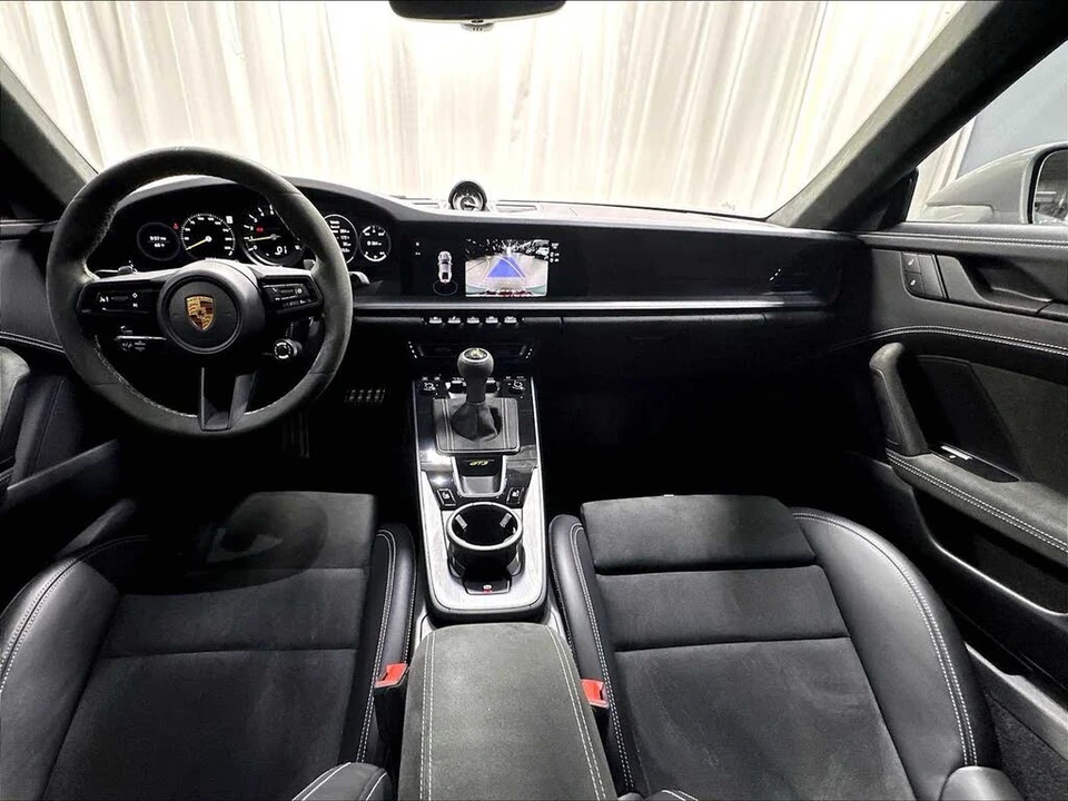 2022 Porsche 992 GT3 - Image 15 of 31