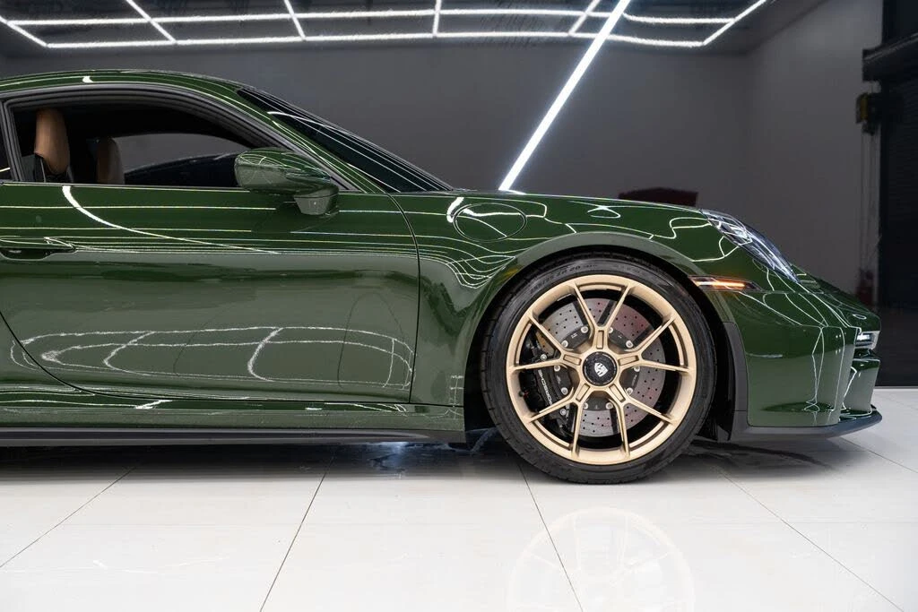 2022 Porsche 992 GT3 - Image 9 of 31